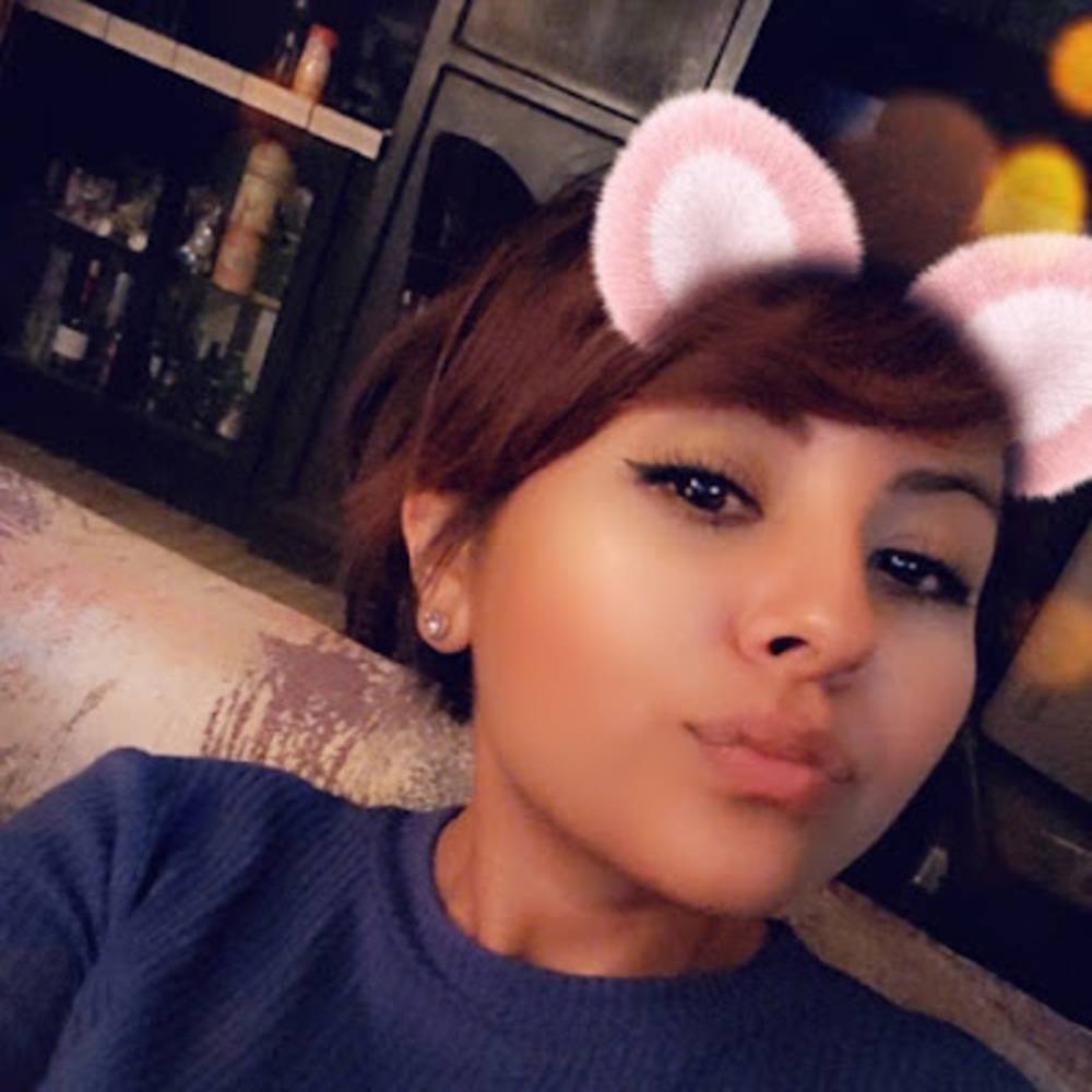 Meet your Posher, Stephanie